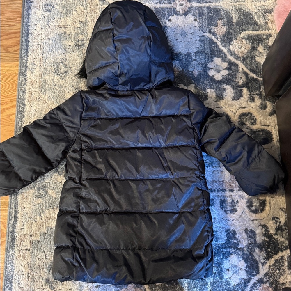 GAP Midnight Black Quilted Jacket with Faux Fur Trim - Picture 3 of 3